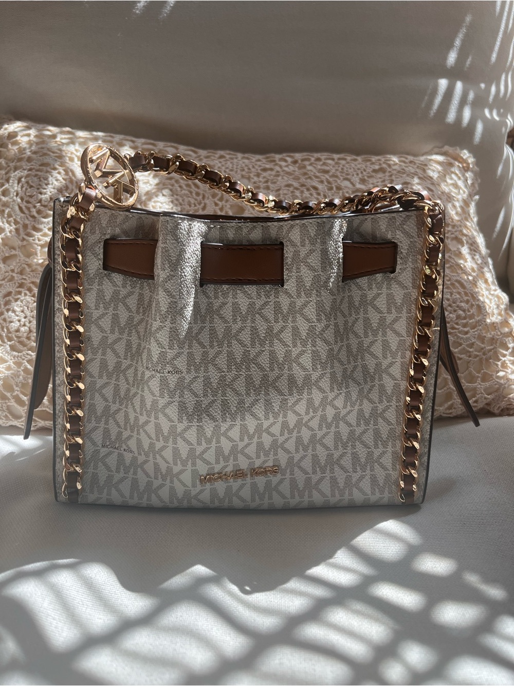Michael Kors Cream & Brown Signature Chain-Trim Shoulder Bag